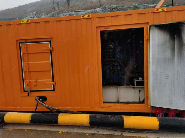 玉林发电机出租 柴油发电机组电压低报警怎么办？