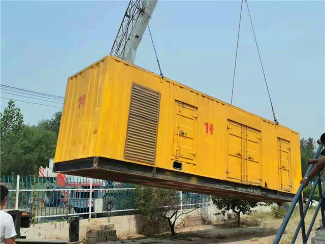 玉林300KW柴油发电机组油耗是多少?