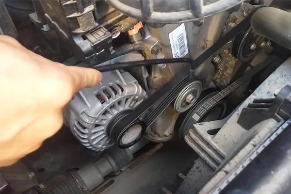 玉林转速传感器的工作原理是什么？